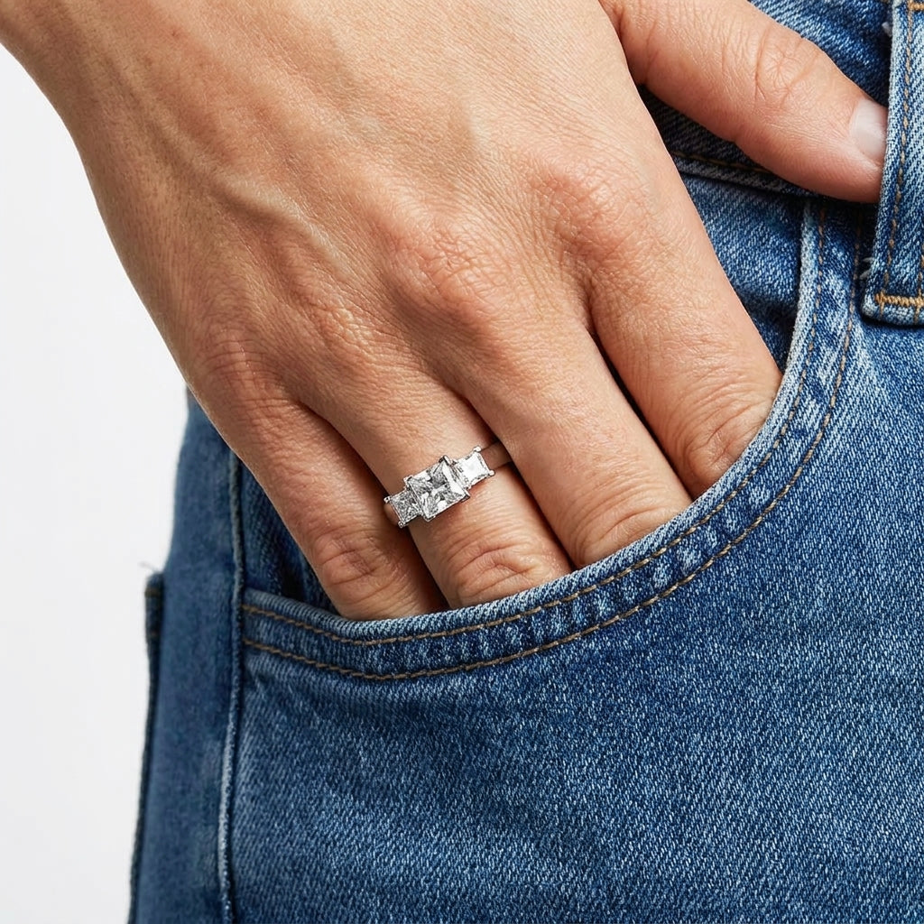 18ct White Gold Three Stone Diamond Ring
