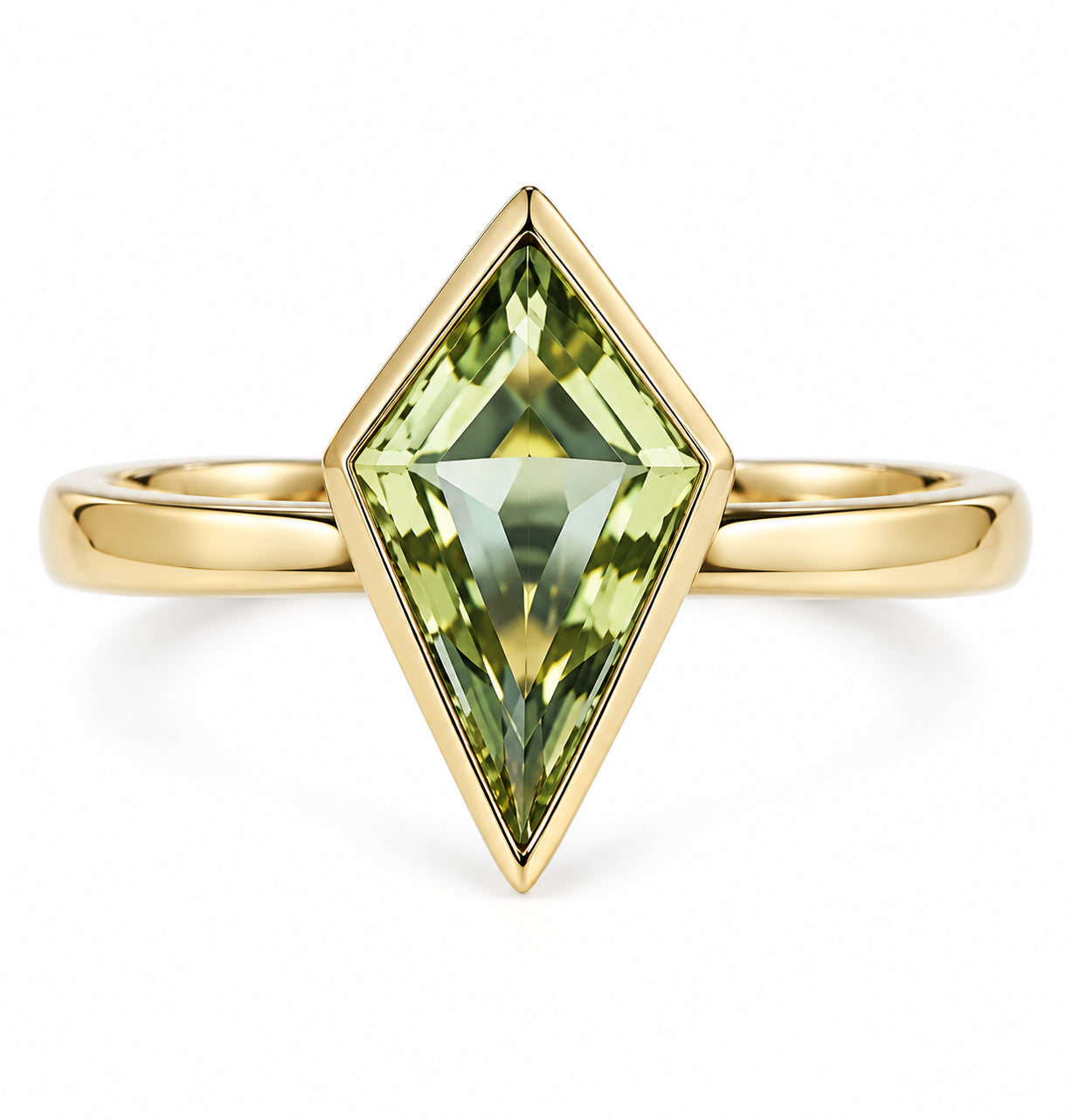Kite-Cut Green Gold Quartz Ring in 9ct Yellow Gold